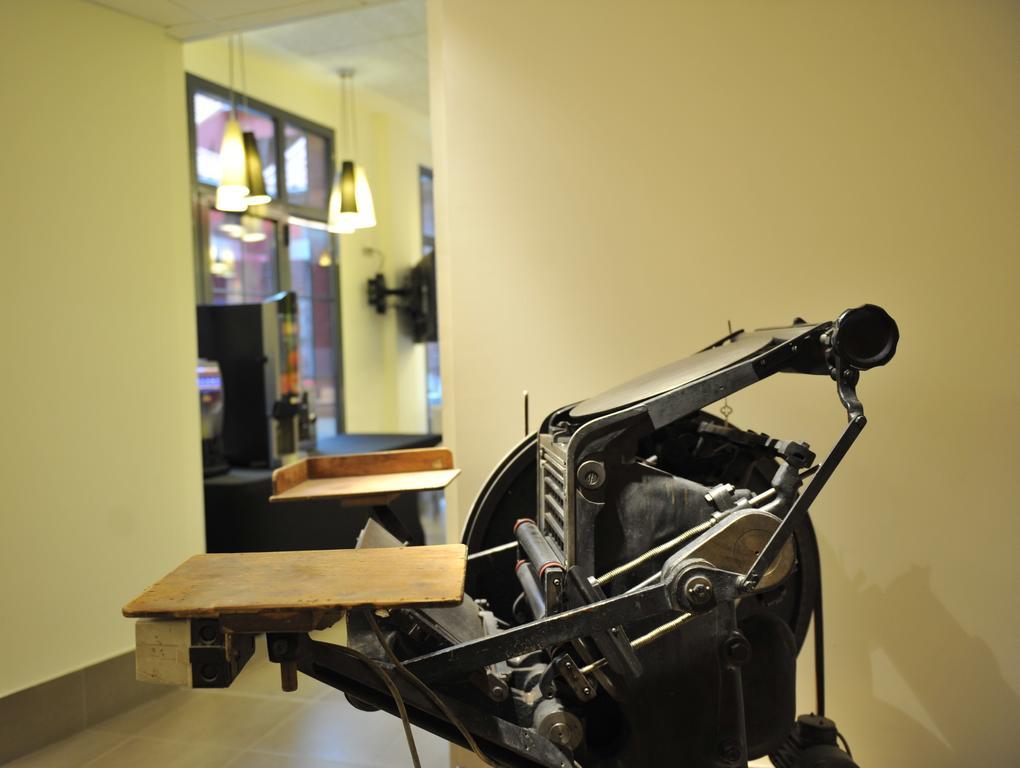 וייאדוליד The Book Factory Hostel מראה חיצוני תמונה