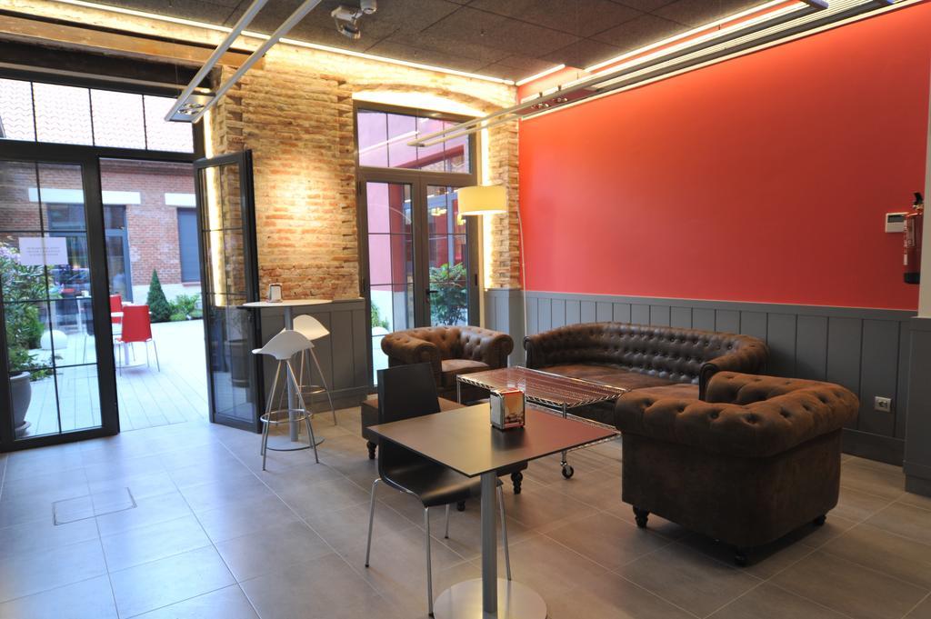 וייאדוליד The Book Factory Hostel מראה חיצוני תמונה