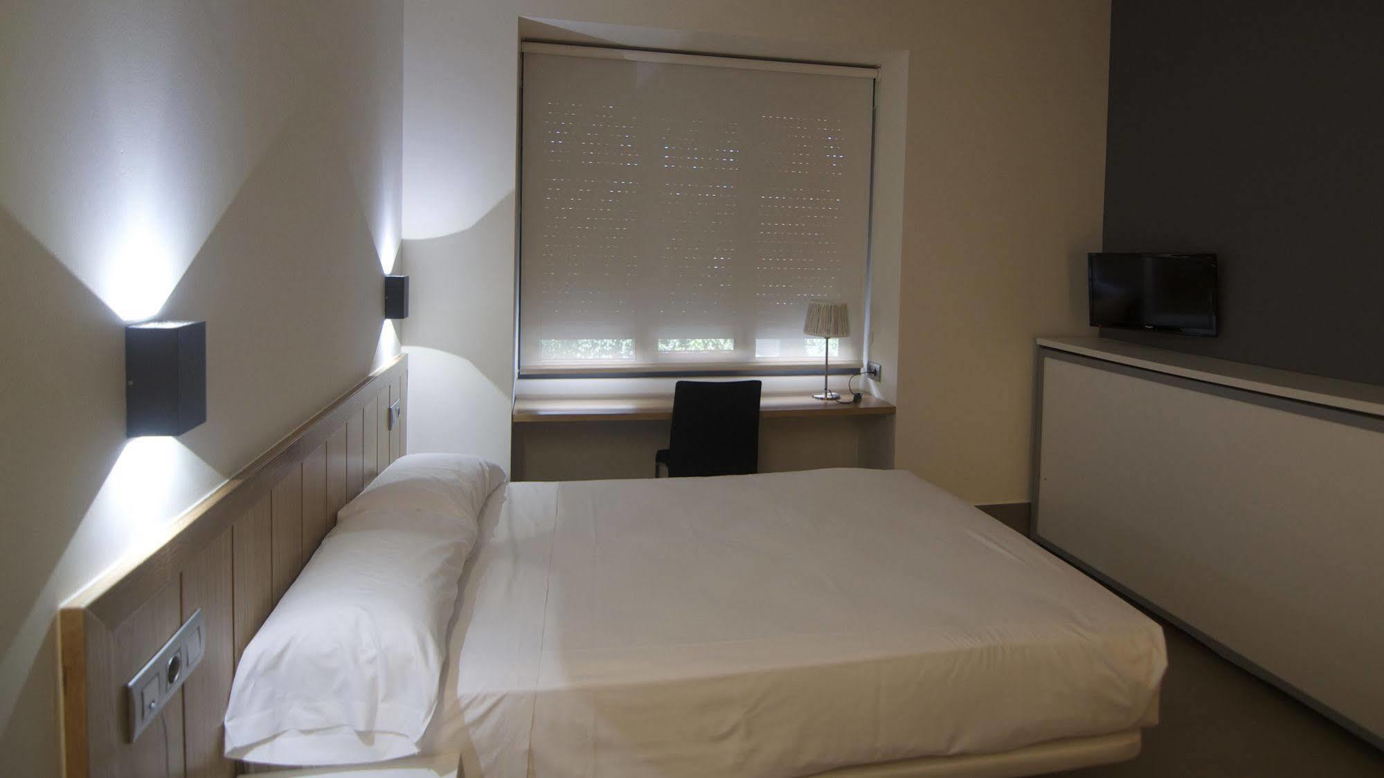 וייאדוליד The Book Factory Hostel מראה חיצוני תמונה
