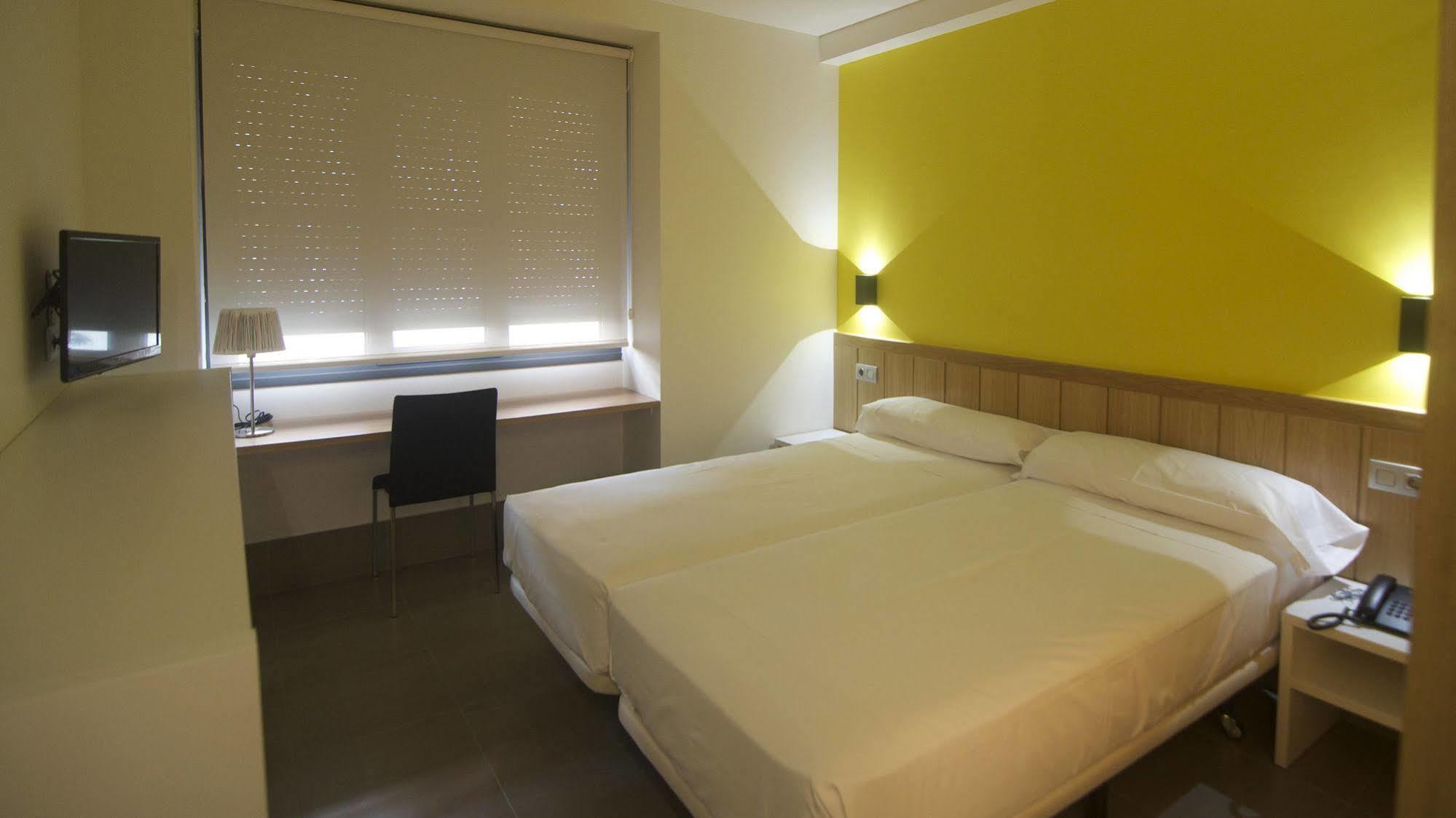 וייאדוליד The Book Factory Hostel מראה חיצוני תמונה