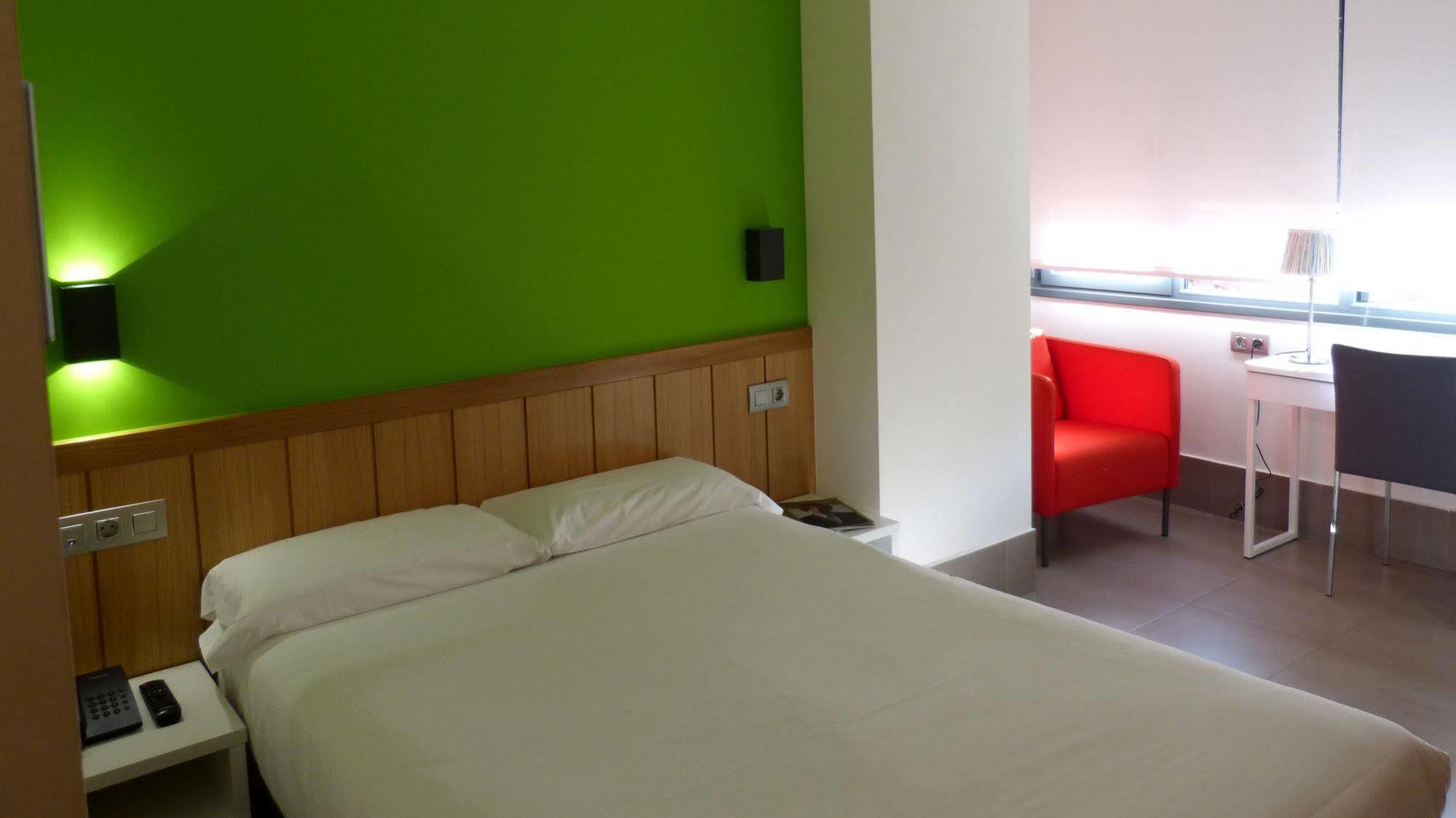 וייאדוליד The Book Factory Hostel מראה חיצוני תמונה
